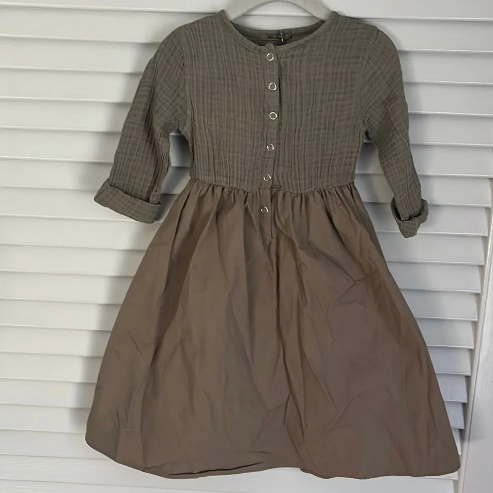 NWT Kids Bien a Bien Henley Gauze Dress mommy blogger sad beige core